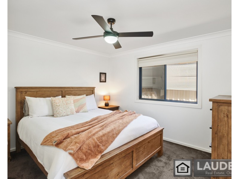 8 Mistral Place, Old Bar NSW 2430