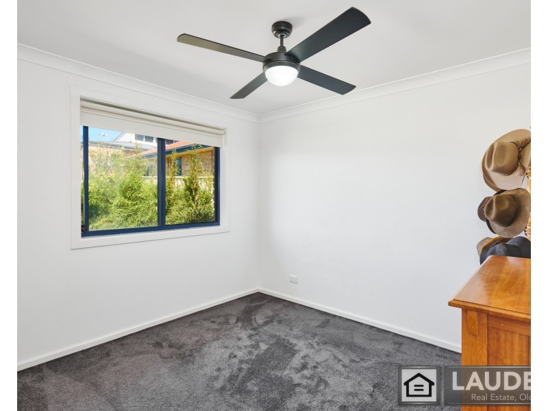 8 Mistral Place, Old Bar NSW 2430