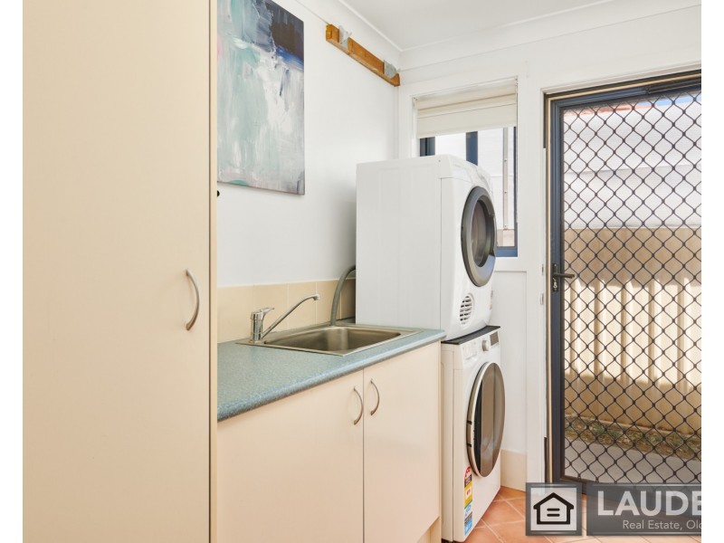 8 Mistral Place, Old Bar NSW 2430