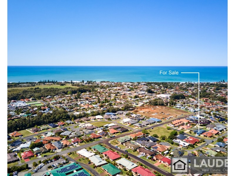 8 Mistral Place, Old Bar NSW 2430