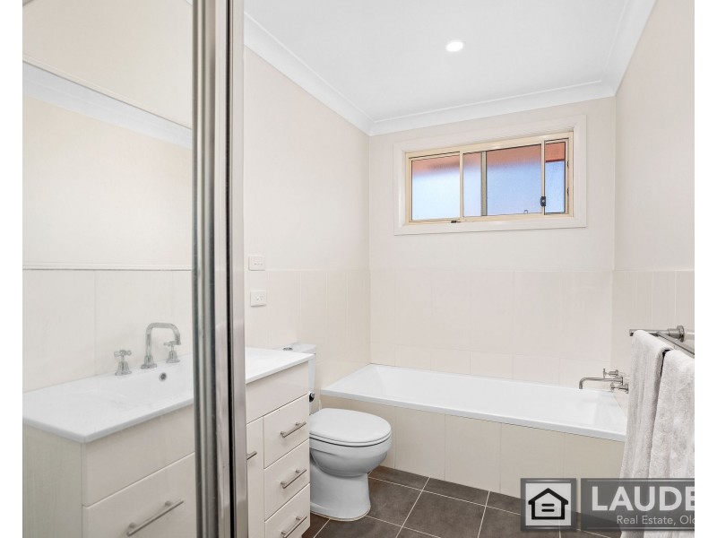 1/2 Mistral Place, Old Bar NSW 2430