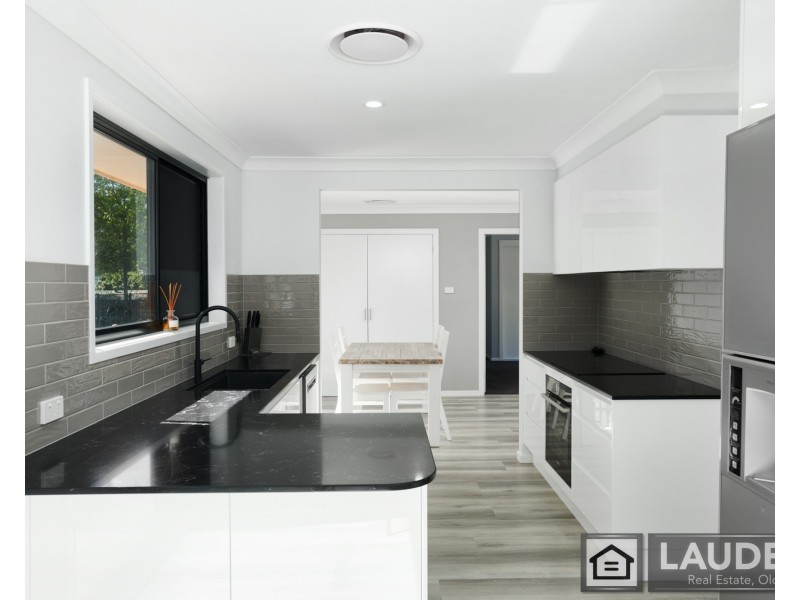 23 Rainforest Drive, Mitchells Island NSW 2430