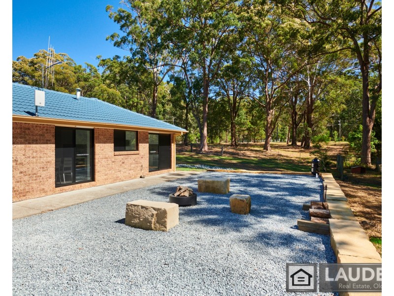 23 Rainforest Drive, Mitchells Island NSW 2430
