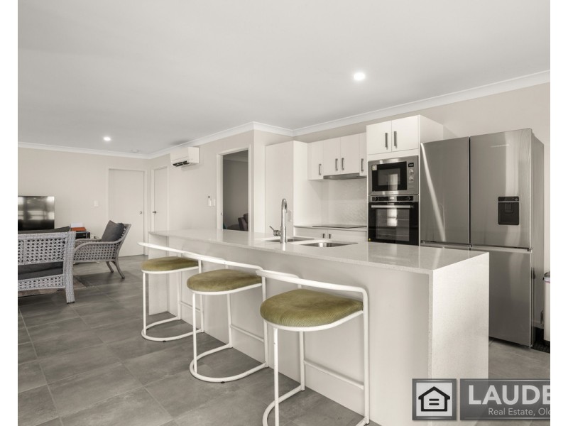 43 Marra Drive, Old Bar NSW 2430