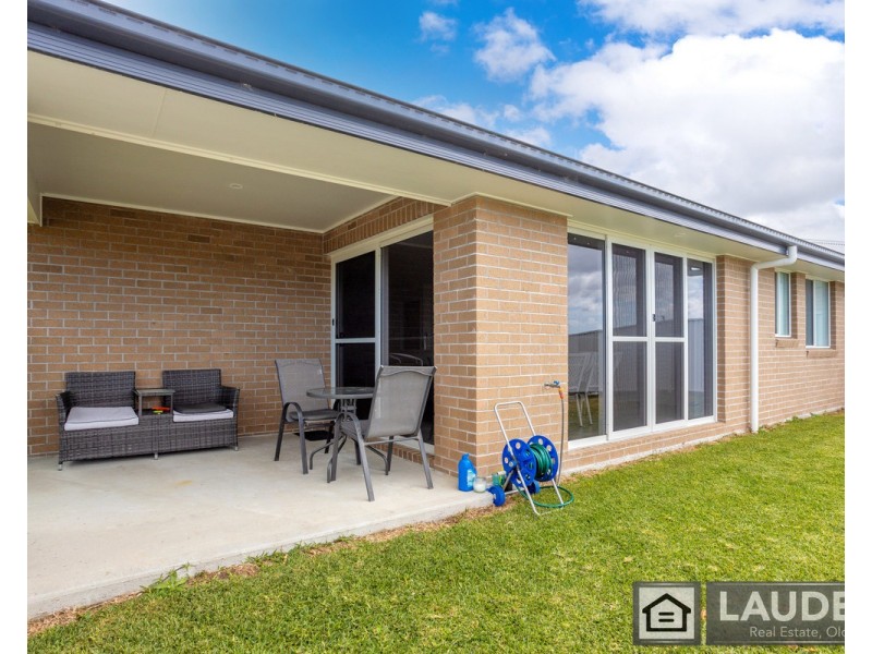 43 Marra Drive, Old Bar NSW 2430