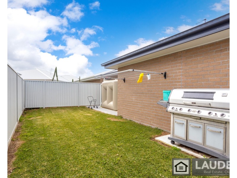 43 Marra Drive, Old Bar NSW 2430
