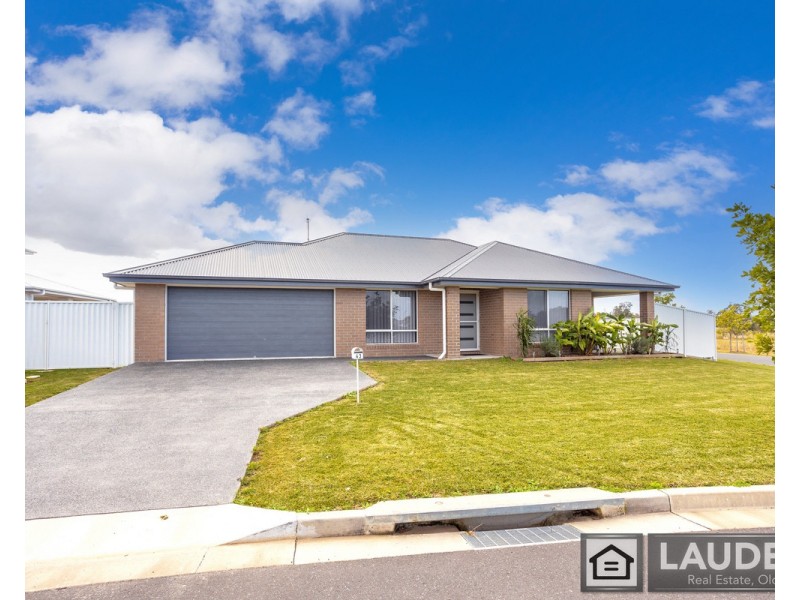 43 Marra Drive, Old Bar NSW 2430