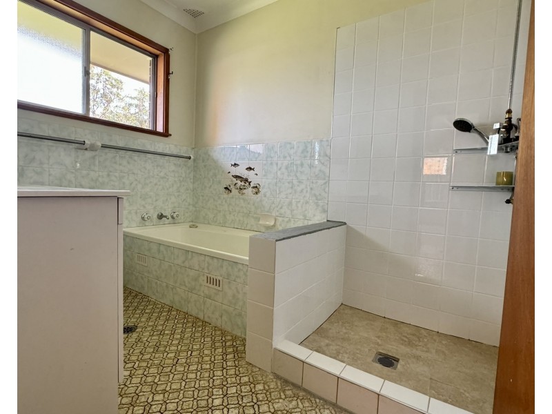 1 Sheppard Street, Old Bar NSW 2430