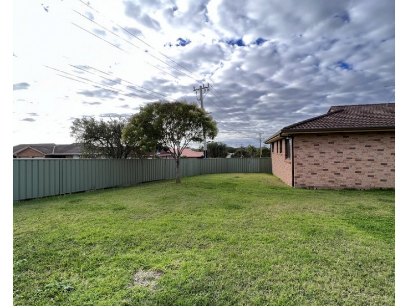 2 Wyden Street, Old Bar NSW 2430