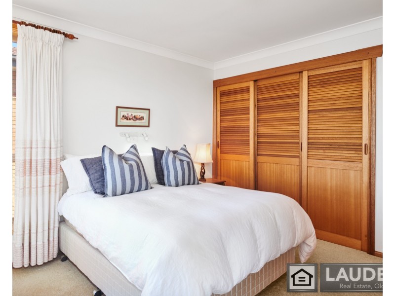 39 Pacific Parade, Old Bar NSW 2430