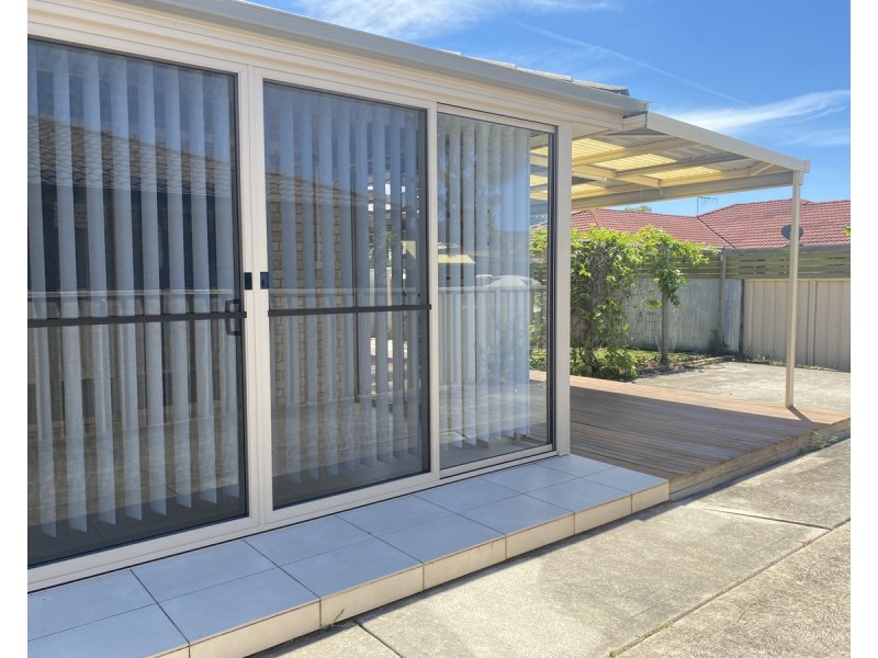 13 Flagtail Avenue, Old Bar NSW 2430