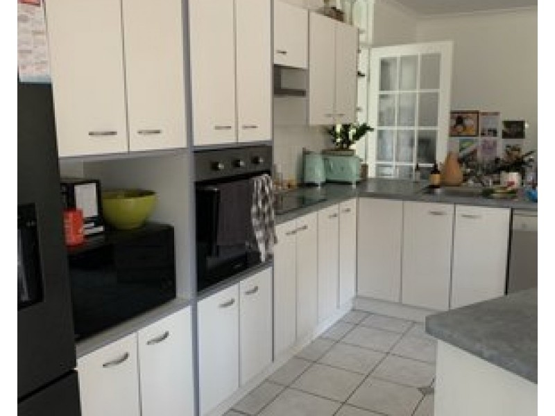 9 Farleigh Street, Old Bar NSW 2430