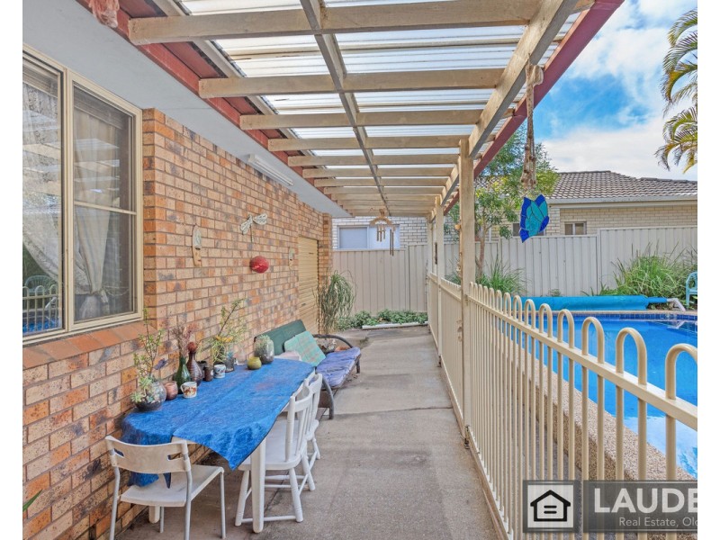 40 Molong Road, Old Bar NSW 2430