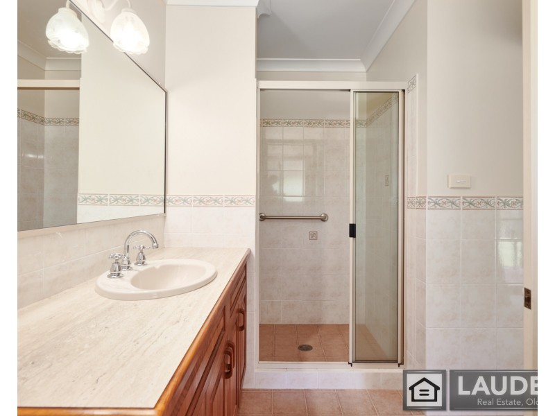 8 Voss Place, Mitchells Island NSW 2430