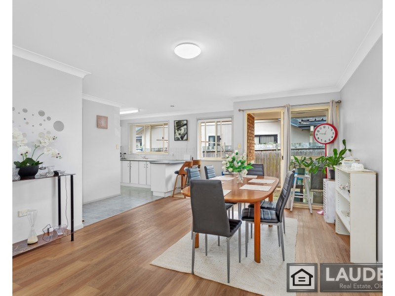 4/13 Connell Street, Old Bar NSW 2430