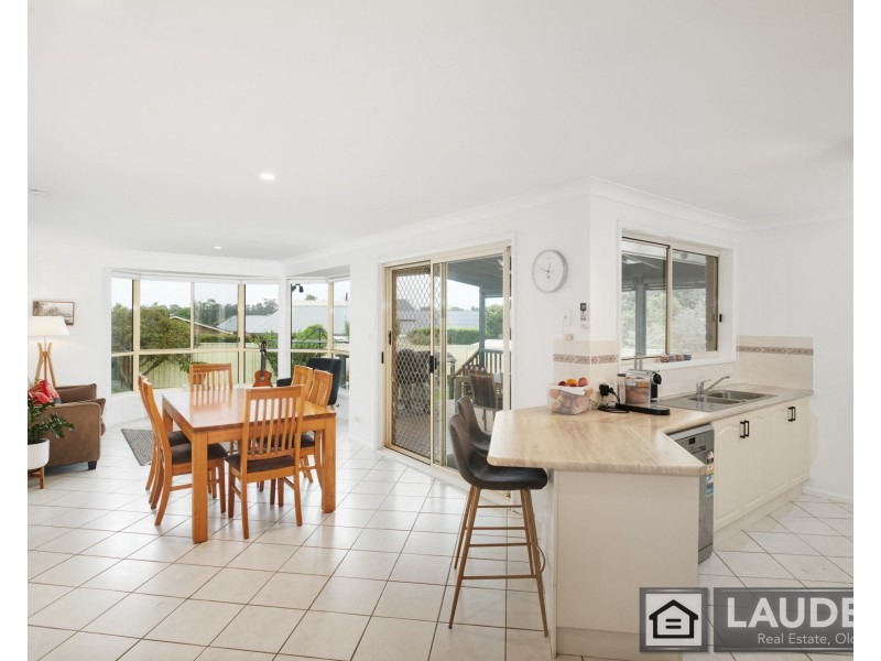 12 Leopardwood Street, Old Bar NSW 2430