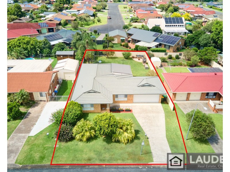12 Leopardwood Street, Old Bar NSW 2430
