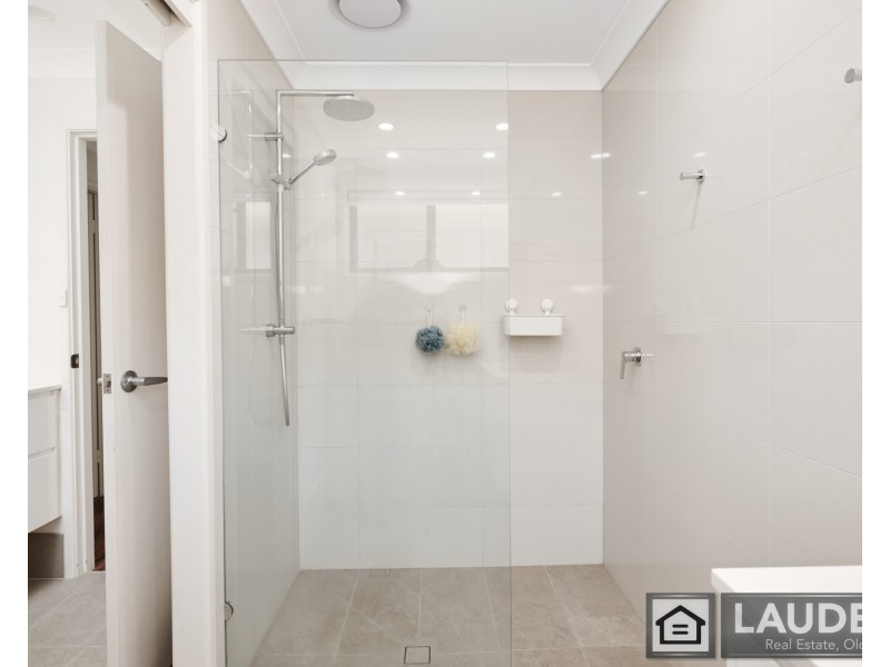 4 Suni Drive, Old Bar NSW 2430