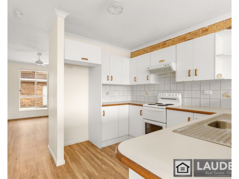 2/7 Farleigh Street, Old Bar NSW 2430