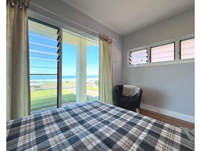 9 Seaview Parade, Wallabi Point NSW 2430