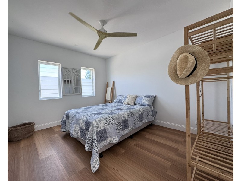 9 Seaview Parade, Wallabi Point NSW 2430