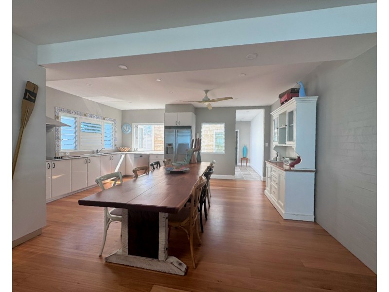 9 Seaview Parade, Wallabi Point NSW 2430