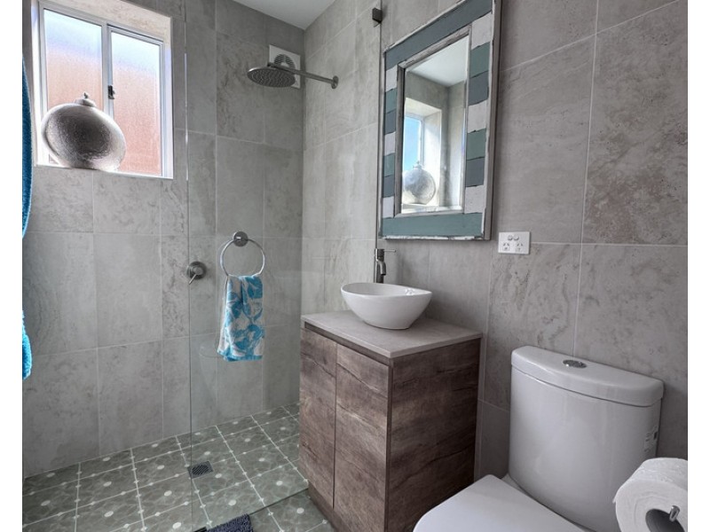 9 Seaview Parade, Wallabi Point NSW 2430