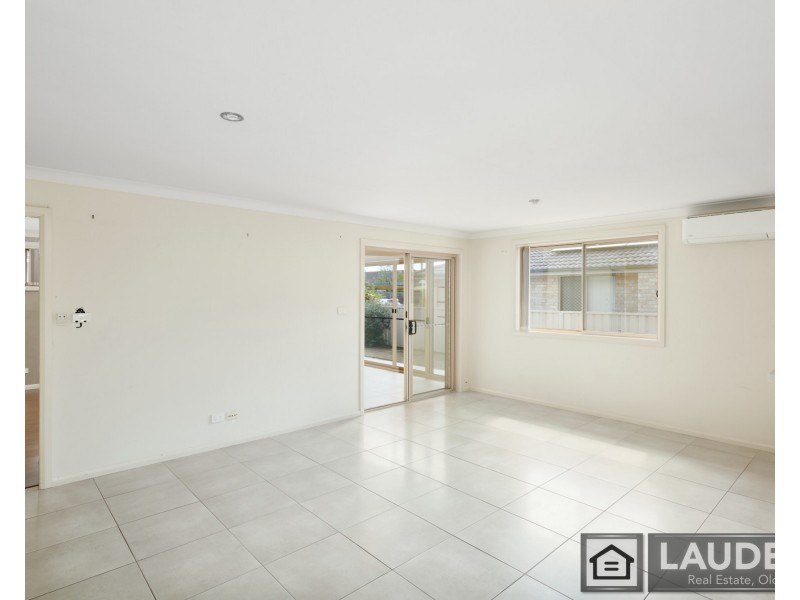 13 Flagtail Avenue, Old Bar NSW 2430