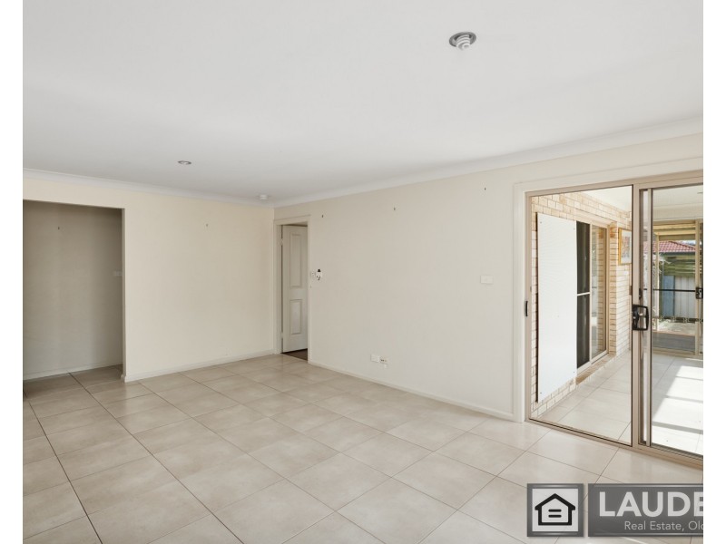 13 Flagtail Avenue, Old Bar NSW 2430