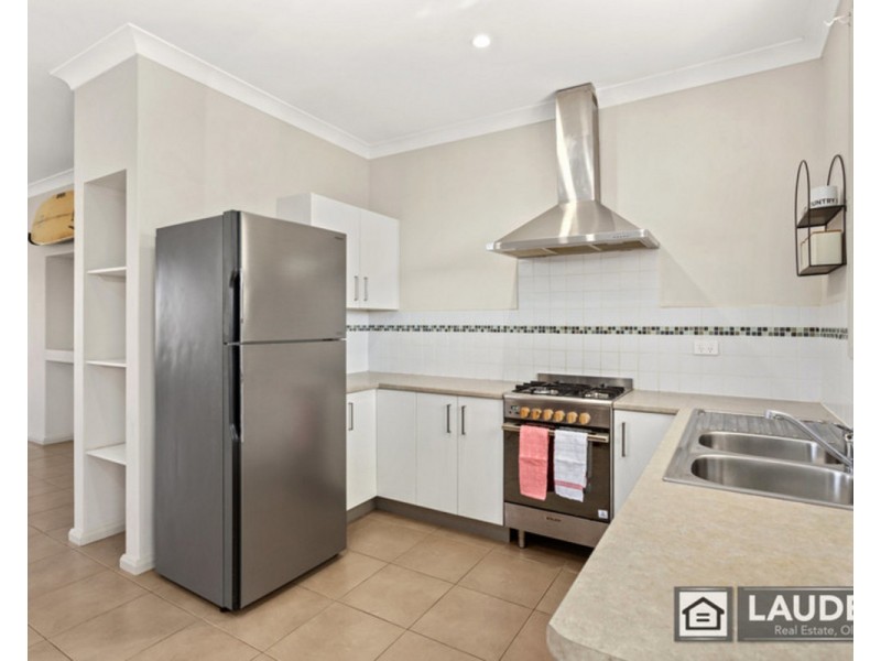 75 Old Bar Road, Old Bar NSW 2430
