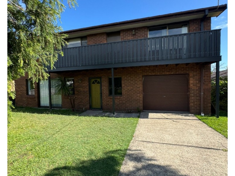 8 Connell Street, Old Bar NSW 2430