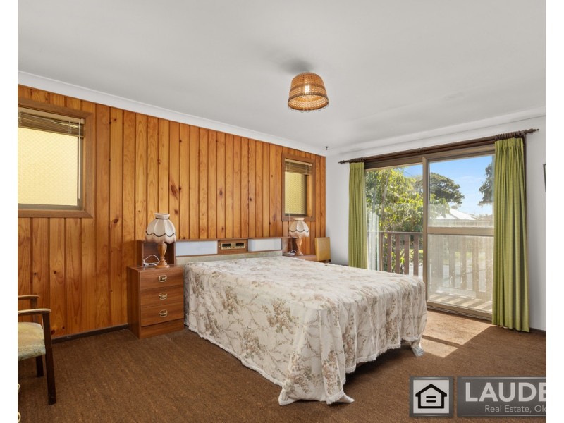 8 Connell Street, Old Bar NSW 2430