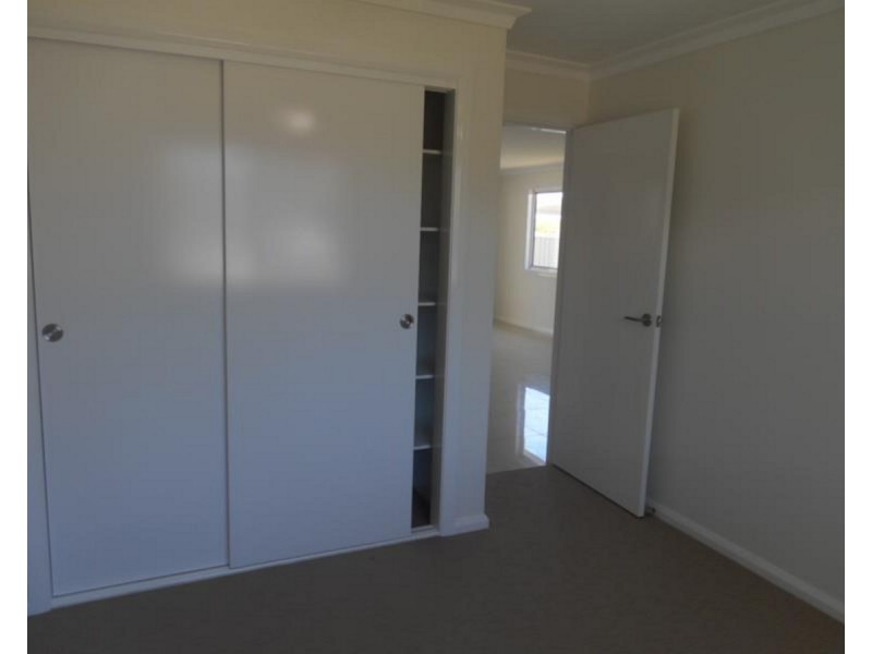 2A/40 Lewis Street, Old Bar NSW 2430