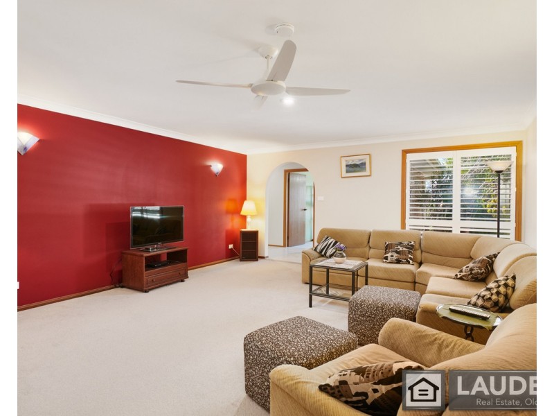 21 Rushby Drive, Old Bar NSW 2430