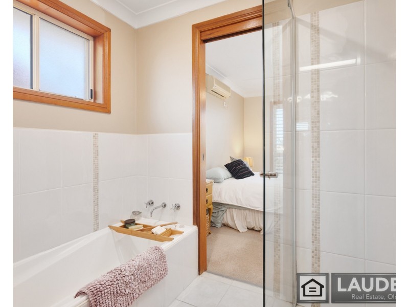 21 Rushby Drive, Old Bar NSW 2430