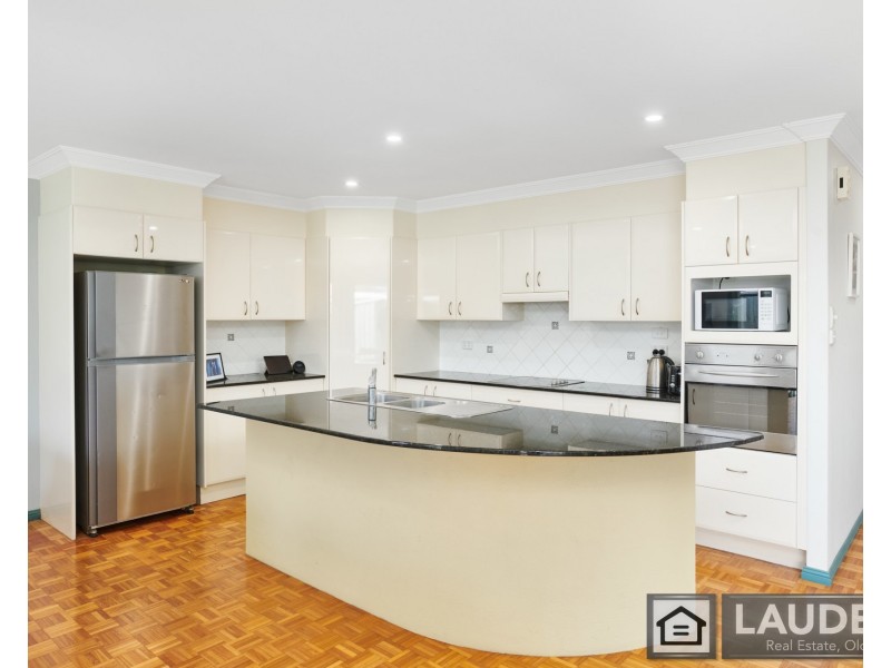 1/19 Mistral Place, Old Bar NSW 2430