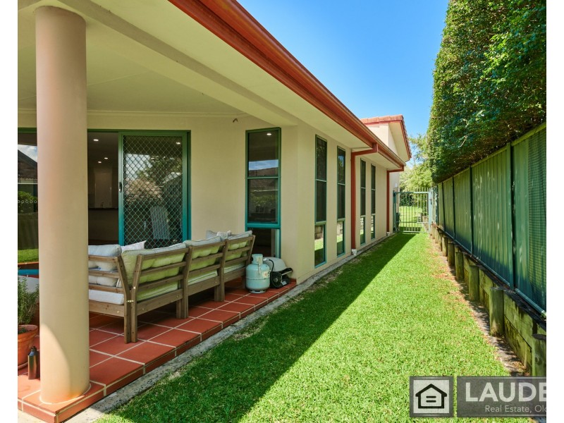 1/19 Mistral Place, Old Bar NSW 2430