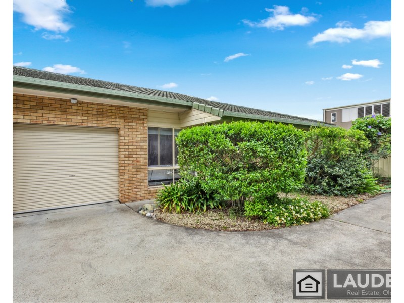 4/13 Connell Street, Old Bar NSW 2430