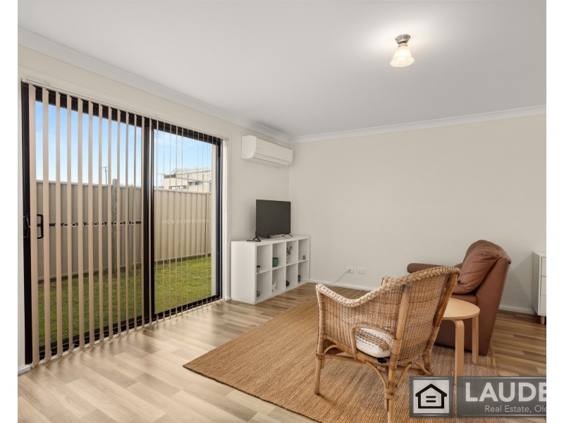 4/15 Connell Street, Old Bar NSW 2430