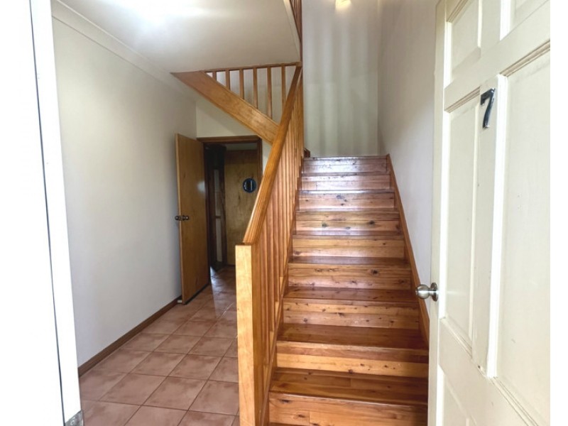 7 Pryor Crescent, Old Bar NSW 2430