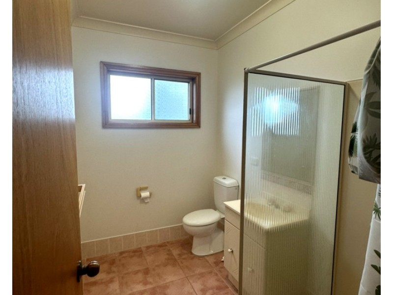 7 Pryor Crescent, Old Bar NSW 2430