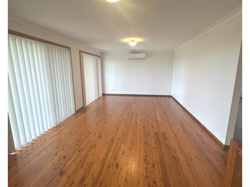 7 Pryor Crescent, Old Bar NSW 2430