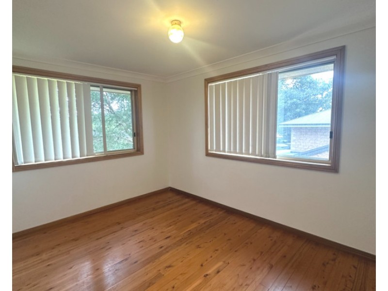 7 Pryor Crescent, Old Bar NSW 2430