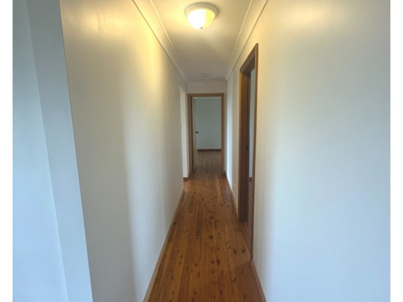 7 Pryor Crescent, Old Bar NSW 2430