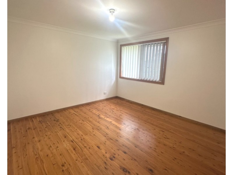 7 Pryor Crescent, Old Bar NSW 2430