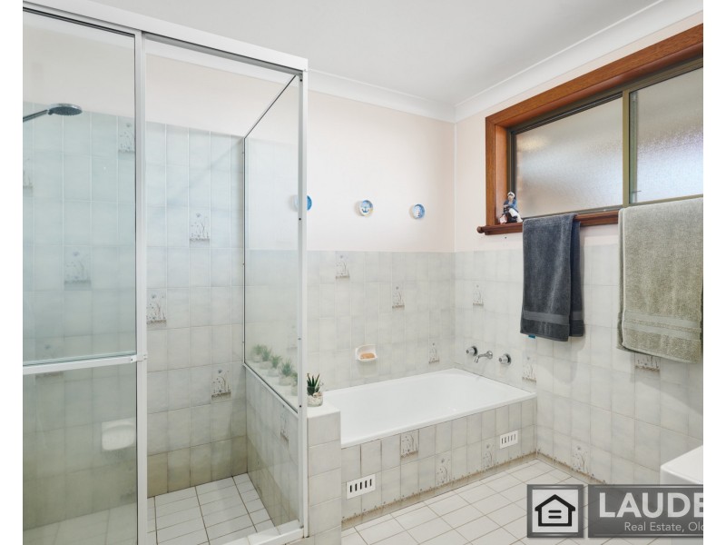 14 Rushby Drive, Old Bar NSW 2430