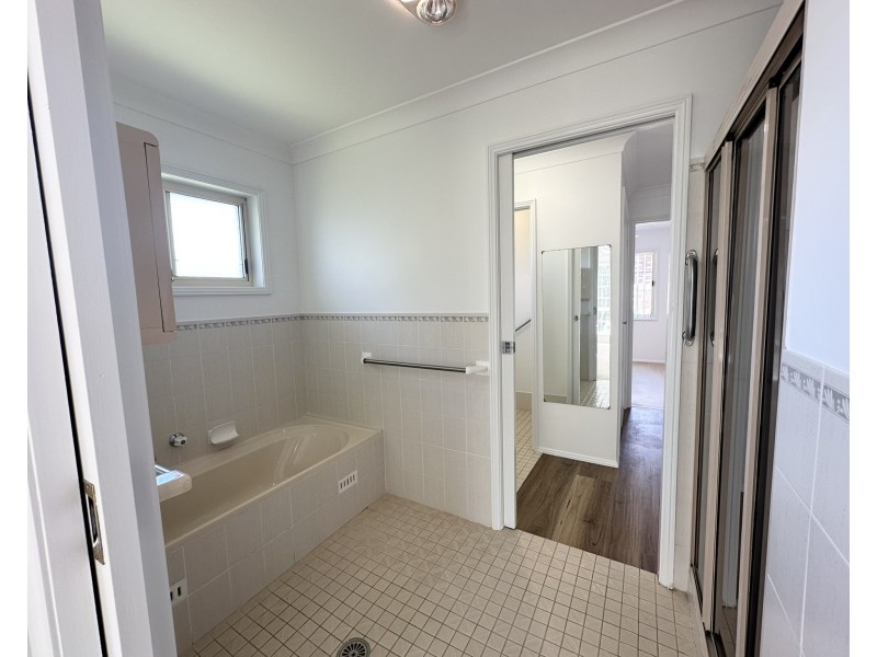 1/1 Paradise Close, Old Bar NSW 2430