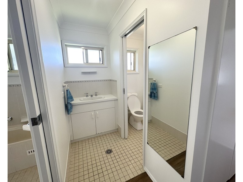 1/1 Paradise Close, Old Bar NSW 2430