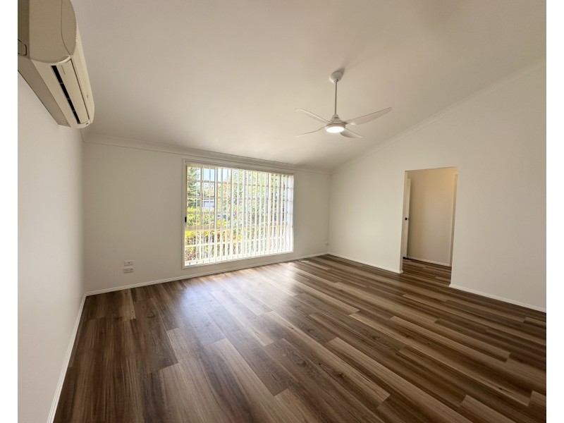 1/1 Paradise Close, Old Bar NSW 2430