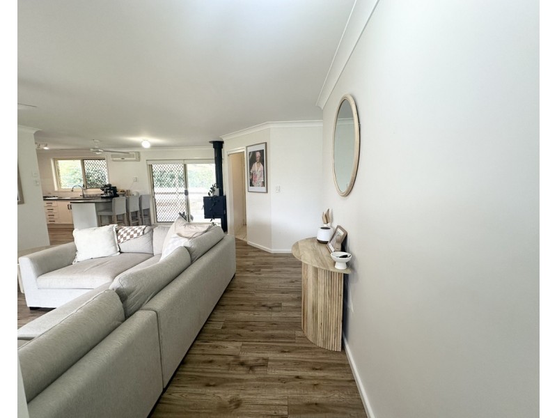106 Waterman Street, Old Bar NSW 2430